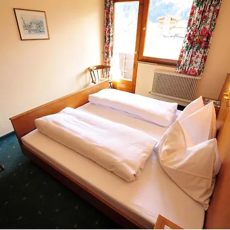 In With Two-bedrooms 1 아파트