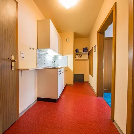 In With Two-bedrooms 1 *